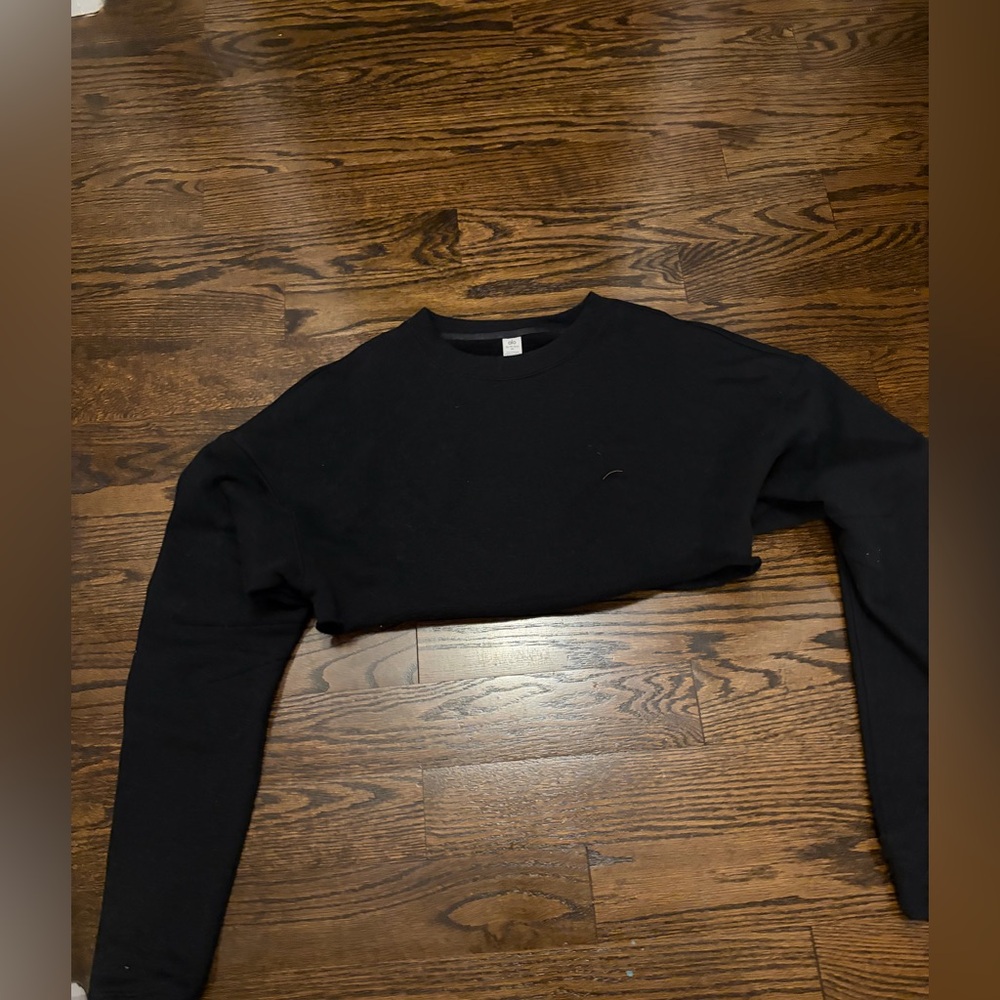 NWOT ALO black cropped sweatshirt size XS